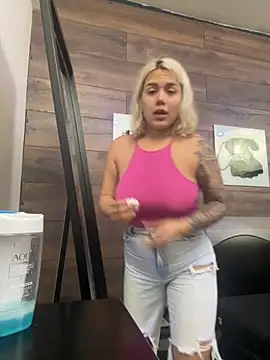 KatyaBlonding online show from 11.28.25