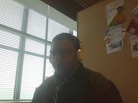 Snapshot of JohnBond009 chatting on 01.21.25 JohnBond009 online show from 01.21.25