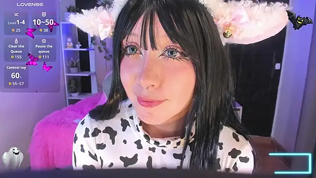 helen bunnnyx online show from 10.31.25