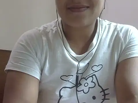 Snapshot of shekira99 chatting on 05.08.26 shekira99 online show from 05.08.26
