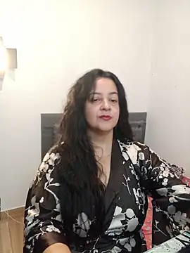 lucia vonne  online show from 06.15.26