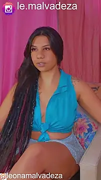 leonasafira online show from 06.28.26