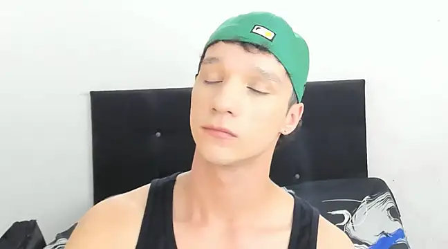 Snapshot of angelcortes chatting on 01.16.25 angelcortes online show from 01.16.25