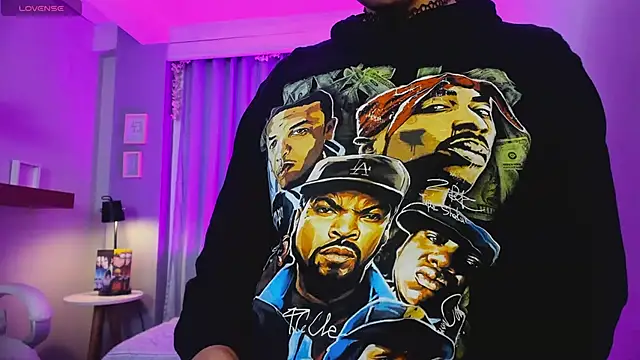 CoralineRicce  online show from 01.20.25