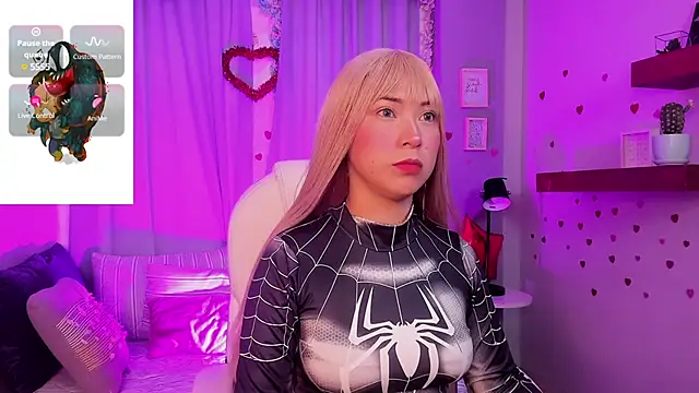 CoralineRicce  online show from 02.19.25