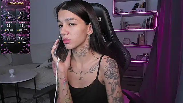 vinkitinkii online show from 12.26.24