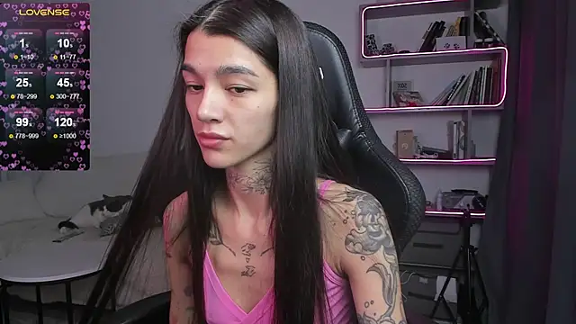 vinkitinkii online show from 01.08.25