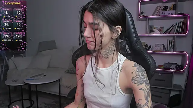 vinkitinkii online show from 02.18.25