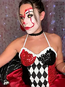 petrouchkaaa  online show from 10.30.25