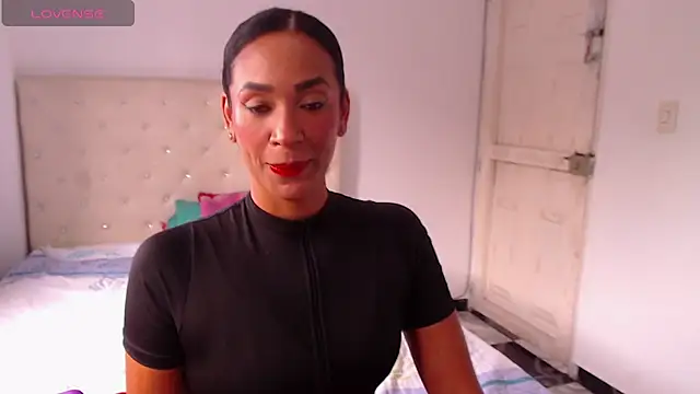 Snapshot of melisacruzz chatting on 01.06.25 melisacruzz online show from 01.06.25