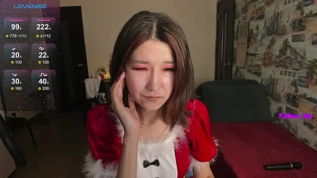 LeyylaStoone online show from 12.22.25