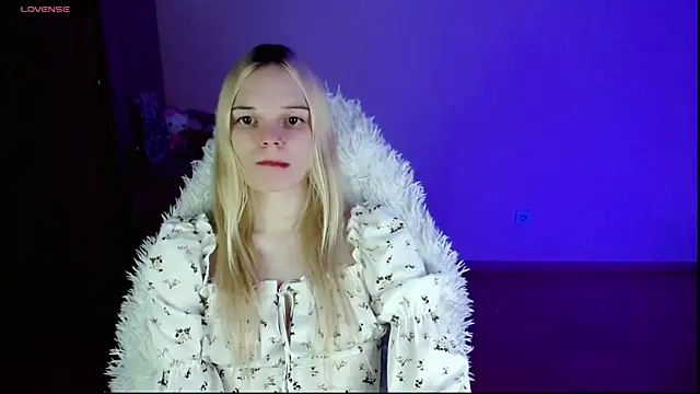 Emily Nyaffee online show from 01.18.25