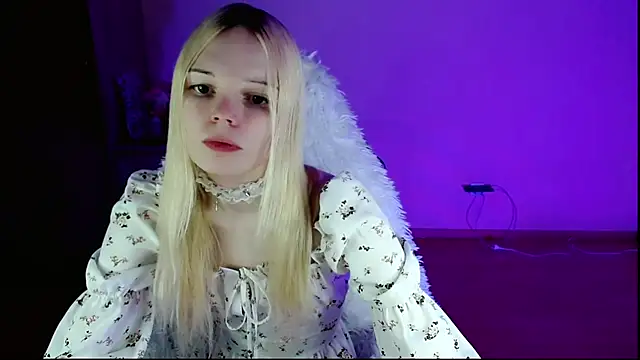 Emily Nyaffee online show from 02.03.25