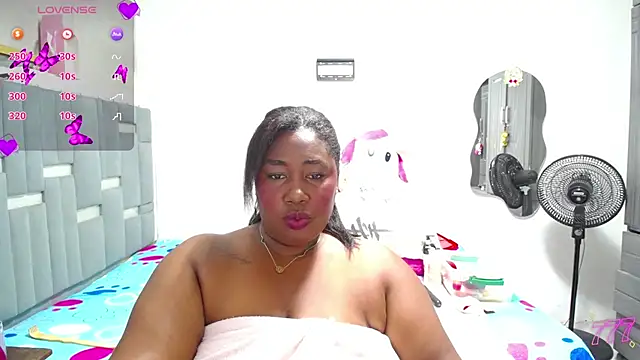 thickebonymilfF online show from 06.13.26