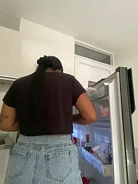 NatashaBrown12 online show from 03.19.26