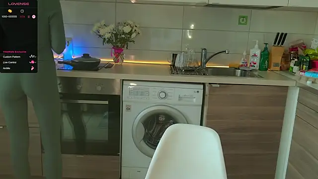 MissLovex online show from 09.10.25