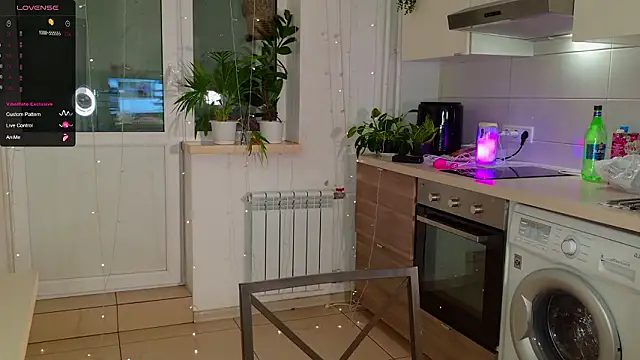 MissLovex online show from 03.10.26