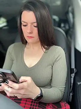 LadyLena1 online show from 12.24.24