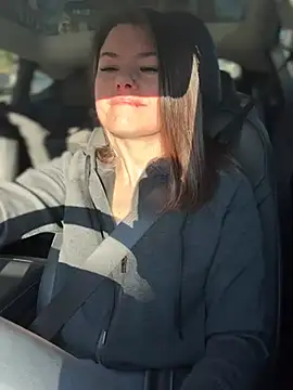 LadyLena1 online show from 01.22.25