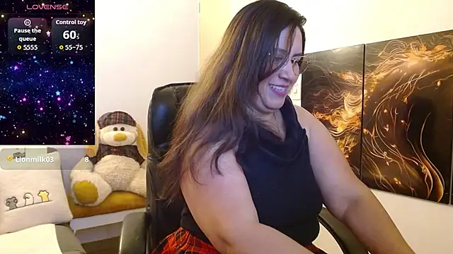 amalia brunette online show from 12.14.25