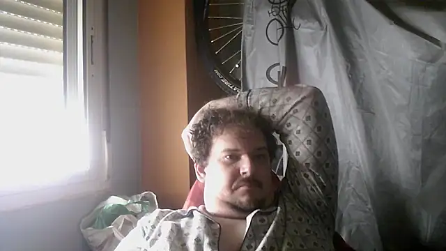 Snapshot of porkorossy chatting on 11.06.25 porkorossy online show from 11.06.25