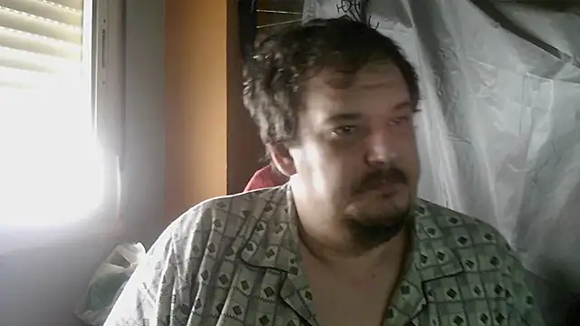 Snapshot of porkorossy chatting on 11.09.25 porkorossy online show from 11.09.25