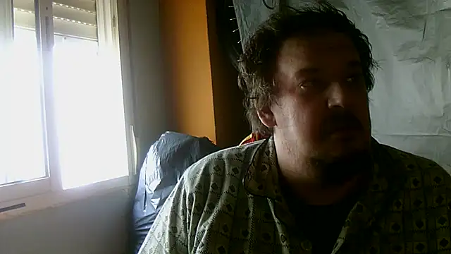 Snapshot of porkorossy chatting on 11.29.25 porkorossy online show from 11.29.25