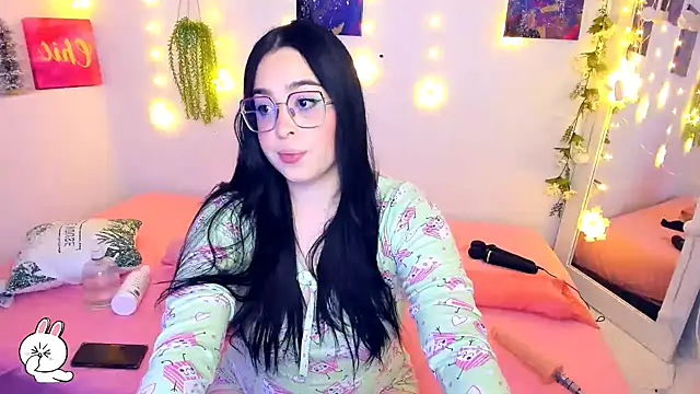 Snapshot of Elisa_miller chatting on 12.05.24 Elisa miller online show from 12.05.24