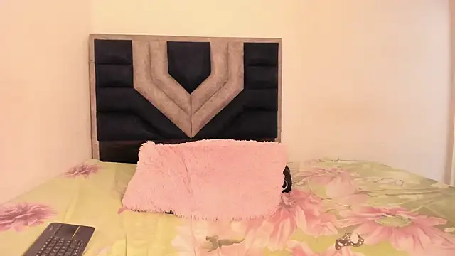 TiiffanyEvans1 online show from 03.04.26