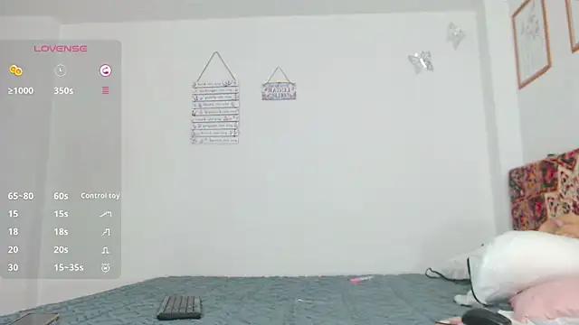 verocute7 online show from 10.25.25