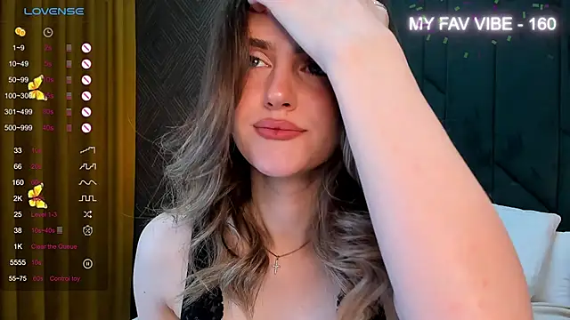 Skinny Alice online show from 12.04.24