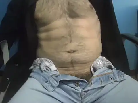 Snapshot of Pol8822 chatting on 03.19.25 Pol8822 online show from 03.19.25