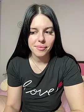 Annatrybebetter online show from 02.05.25