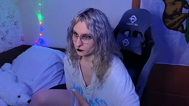 Lori Myaf online show from 01.15.26