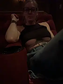 ItsDanniG online show from 03.22.26