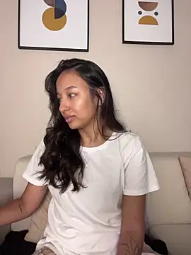 DianaHopson online show from 04.10.26