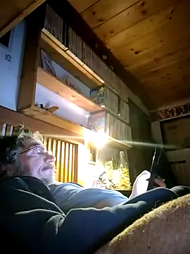 Chris8149 online show from 02.18.25