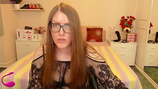 Snapshot of AmandamurX chatting on 06.21.26 AmandamurX online show from 06.21.26