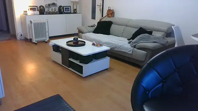 Snapshot of sarametisse26 chatting on 11.03.25 sarametisse26 online show from 11.03.25