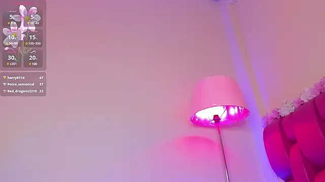 Snapshot of desire_matture chatting on 03.10.25 desire matture online show from 03.10.25