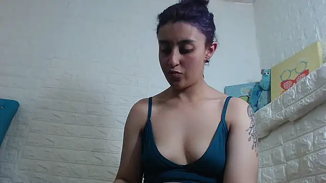 AngelaLinaresx69 online show from 11.26.25