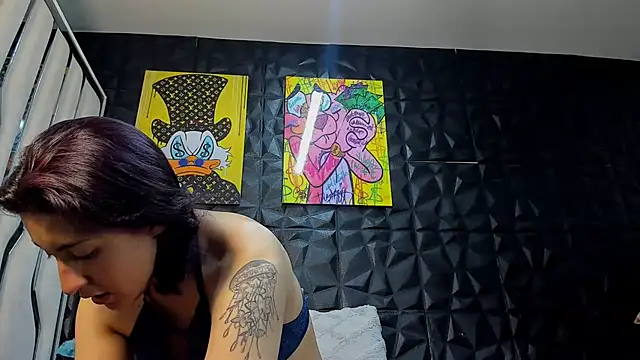 AngelaLinaresx69 online show from 02.24.26