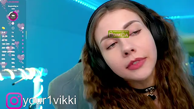 Snapshot of Vikki_Cheese chatting on 02.07.25 Vikki Cheese online show from 02.07.25