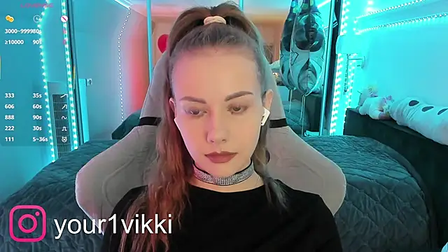 Snapshot of Vikki_Cheese chatting on 02.27.25 Vikki Cheese online show from 02.27.25