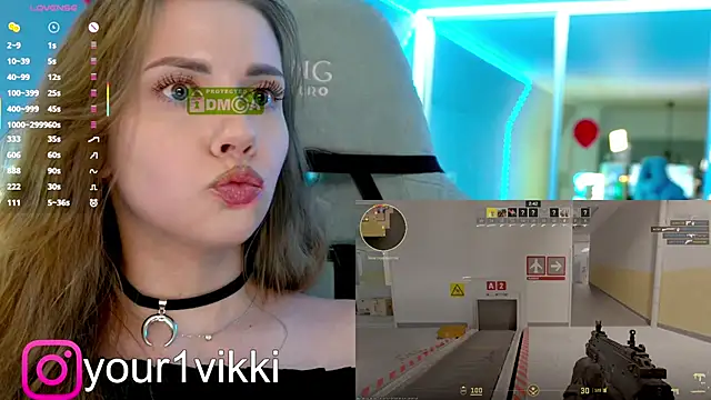 Snapshot of Vikki_Cheese chatting on 03.11.25 Vikki Cheese online show from 03.11.25