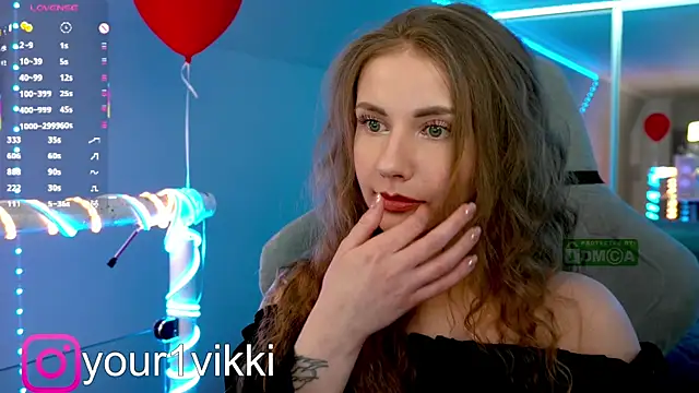 Snapshot of Vikki_Cheese chatting on 03.20.25 Vikki Cheese online show from 03.20.25