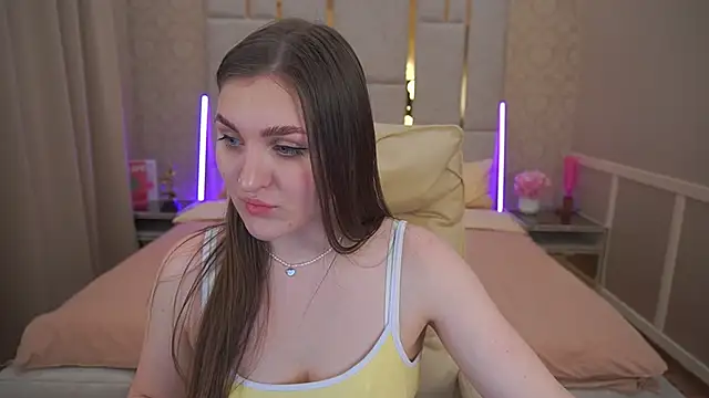 EmmyCharmm online show from 03.19.25