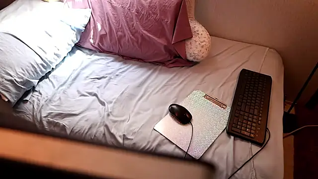 xxpixeyxx online show from 09.23.25