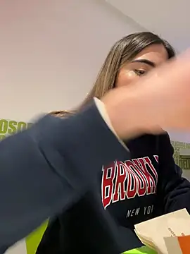 Ameellie online show from 03.13.25