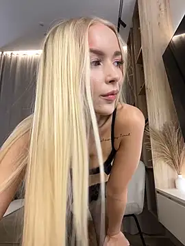 eva m1racle  online show from 09.11.25